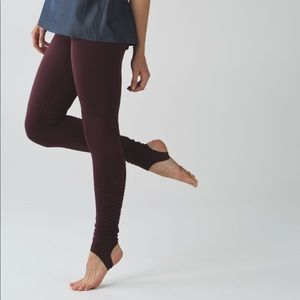 Lululemon Wunder Under Pant (Stirrup) Size 6